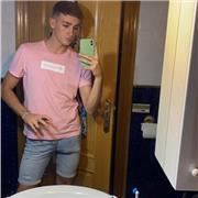 Soy estudiante de la universidad de Valencia y estoy en tercero del grado en Quimica. Me ofrezco para dar clases sobre todo de quimica y física pero también matemáticas